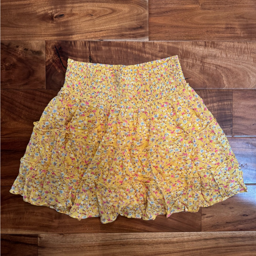 Through The Garden Yellow Floral Mini Skort